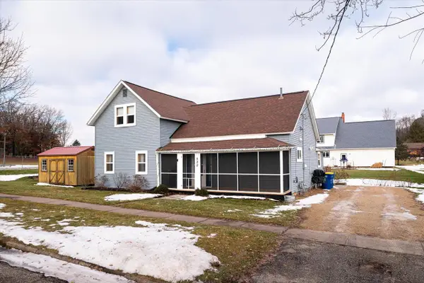 520 W South STREET, Viroqua, WI 54665