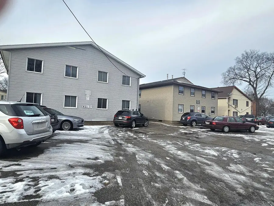913 S 7th STREET, La Crosse, WI 54601 - Image #2