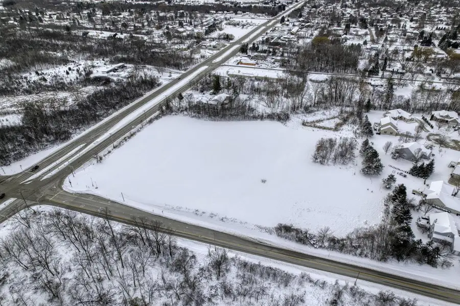 2707 W PUETZ ROAD, Franklin, WI 53132 - #3