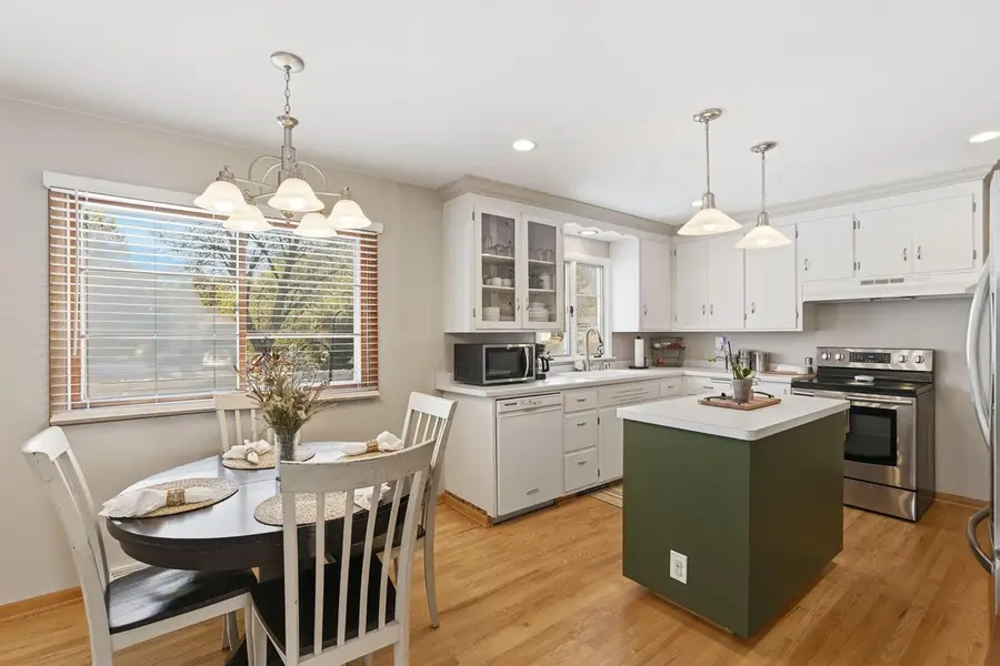 S17W36879 Henry STREET, Dousman, WI 53118 - Image #3