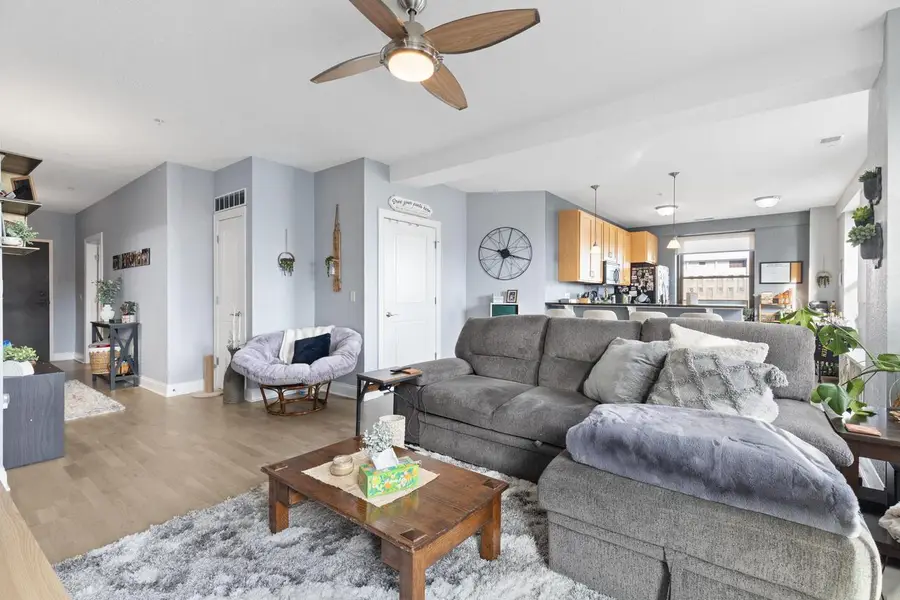 606 W Wisconsin AVENUE #802, Milwaukee, WI 53203 - #3