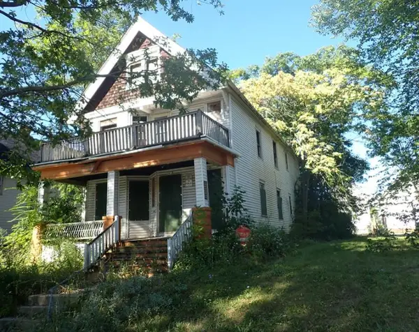 2453 N 38th STREET #2455, Milwaukee, WI 53210