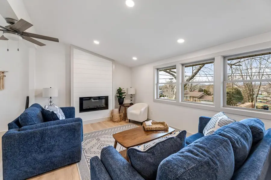 3731 Cliffside DRIVE, La Crosse, WI 54601 - Image #2