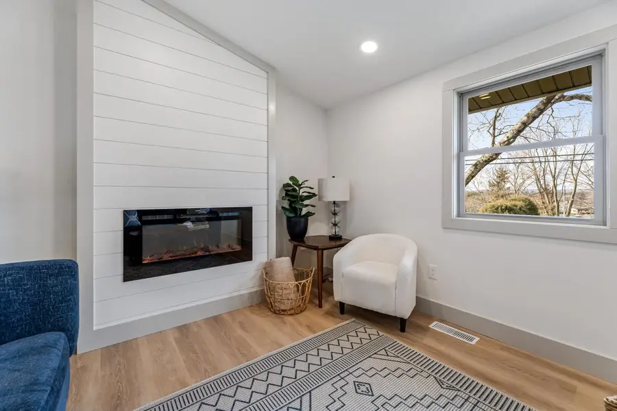 3731 Cliffside DRIVE, La Crosse, WI 54601 - Image #3