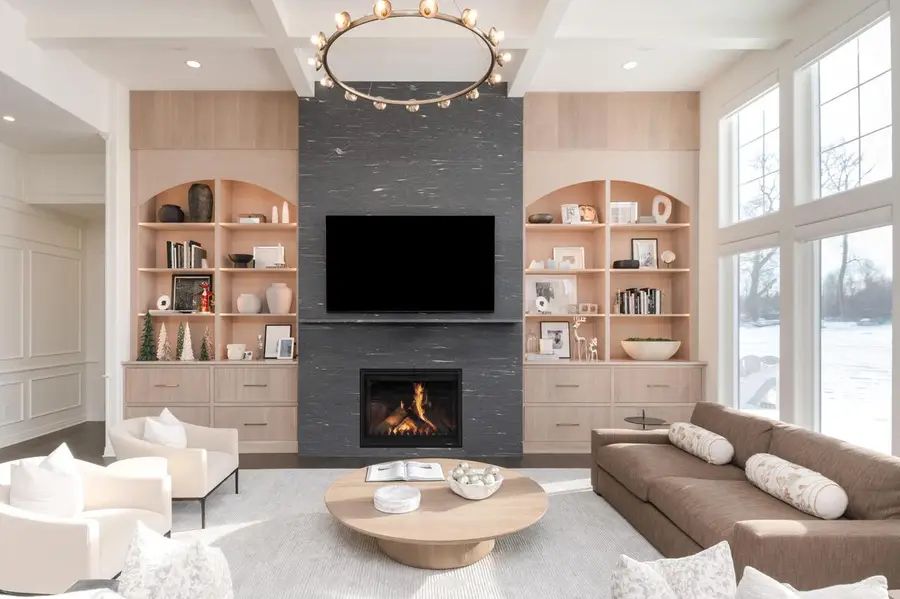 1829 W Mill ROAD, Jackson, WI 53037 - Image #2