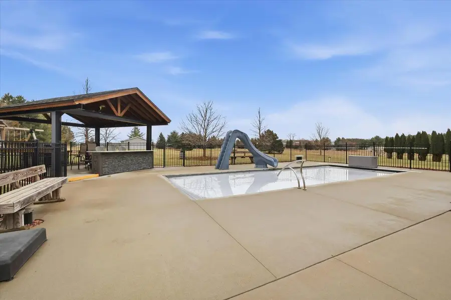 S88W35412 Eagle TERRACE, Eagle, WI 53119 - #3