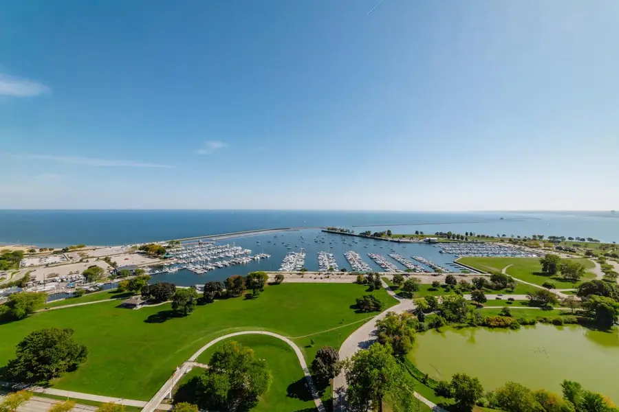 1660 N Prospect AVENUE #2708, Milwaukee, WI 53202 - Image #2