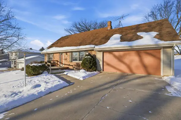 465 Dardis DRIVE, Burlington, WI 53105