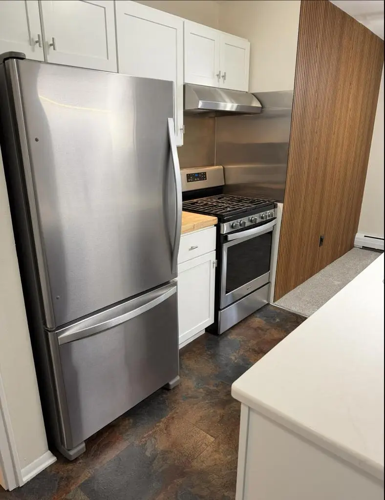 11946 W Mill ROAD #11, Milwaukee, WI 53225 - Image #2