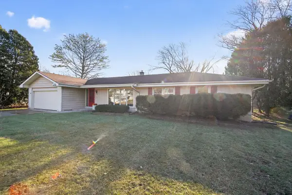 8942 N Silver Brook LANE, Brown Deer, WI 53223