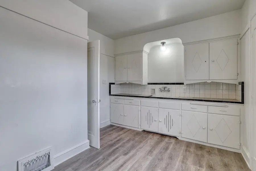 2645 N 59th STREET, Milwaukee, WI 53210 - Image #3