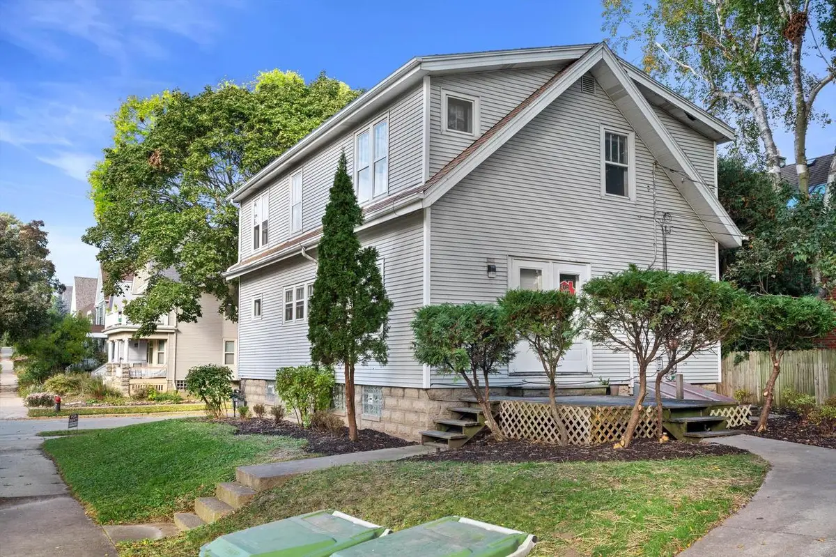 1603 E Hampshire STREET, Milwaukee, WI 53211 - #1