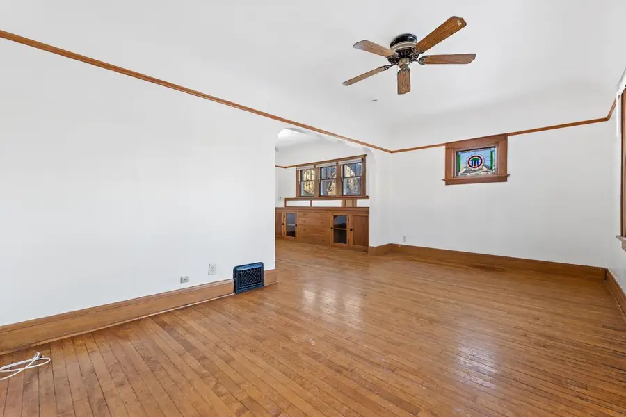 1603 E Hampshire STREET, Milwaukee, WI 53211 - #2