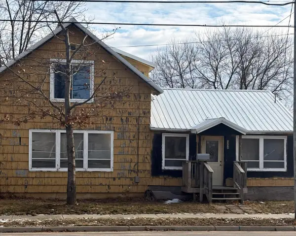 1208 Academy STREET, Elroy, WI 53929