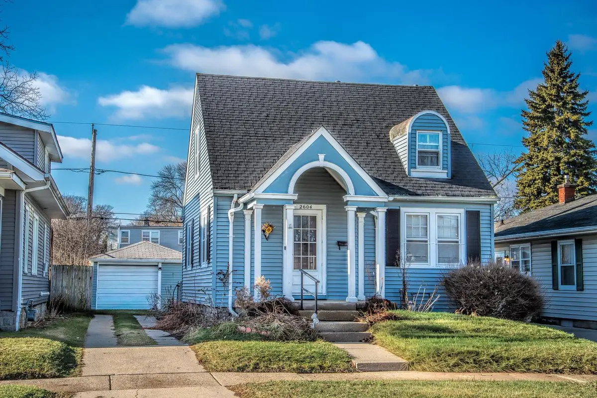 2604 Hayes AVENUE, Racine, WI 53405 - #1