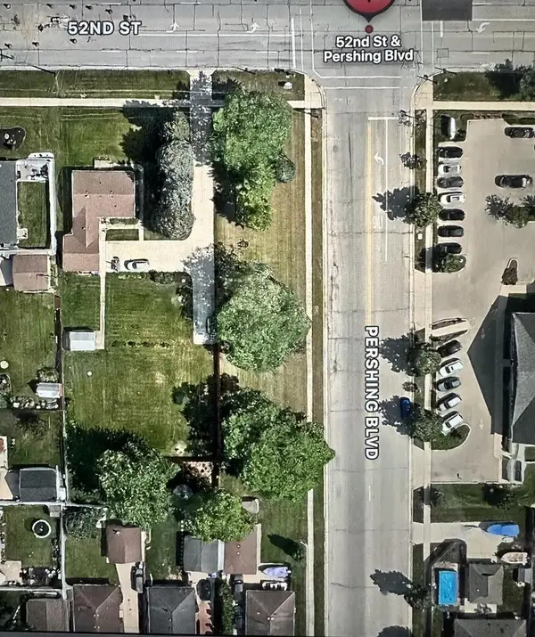 5220 PERSHING BOULEVARD, Kenosha, WI 53144