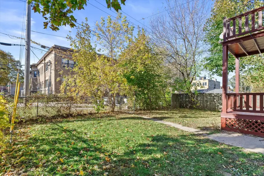 2403 N 49th STREET #2405, Milwaukee, WI 53210 - Image #3