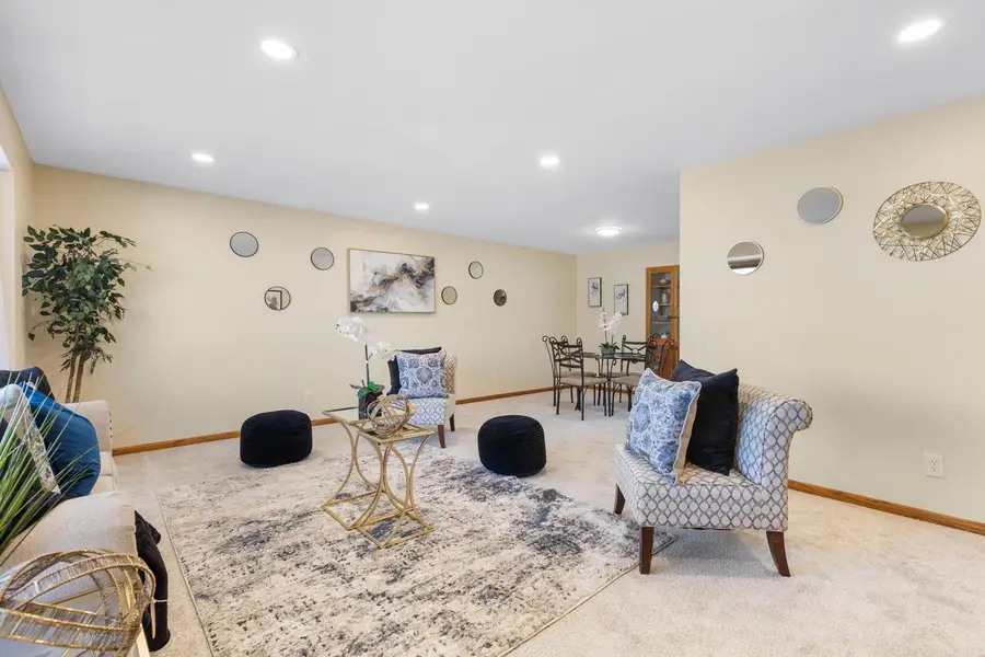 7975 S Wynbrook COURT, Oak Creek, WI 53154 - Image #2