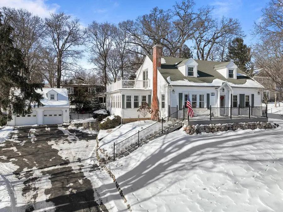 1076 Shabbona DRIVE, Fontana, WI 53125 - Image #2