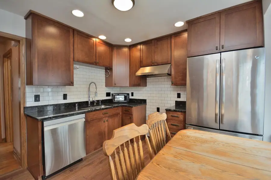 2708 S 45th STREET, Milwaukee, WI 53219 - Image #3