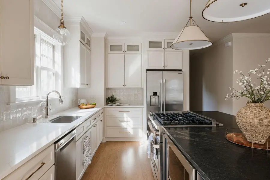 3711 N Downer AVENUE, Shorewood, WI 53211 - Image #3