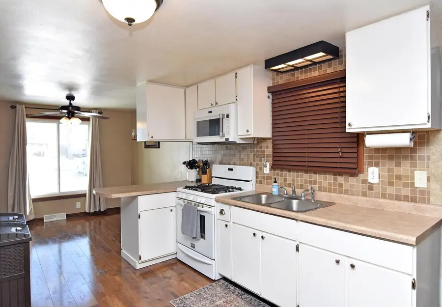 6800 243rd AVENUE, Salem, WI 53168 - Image #2