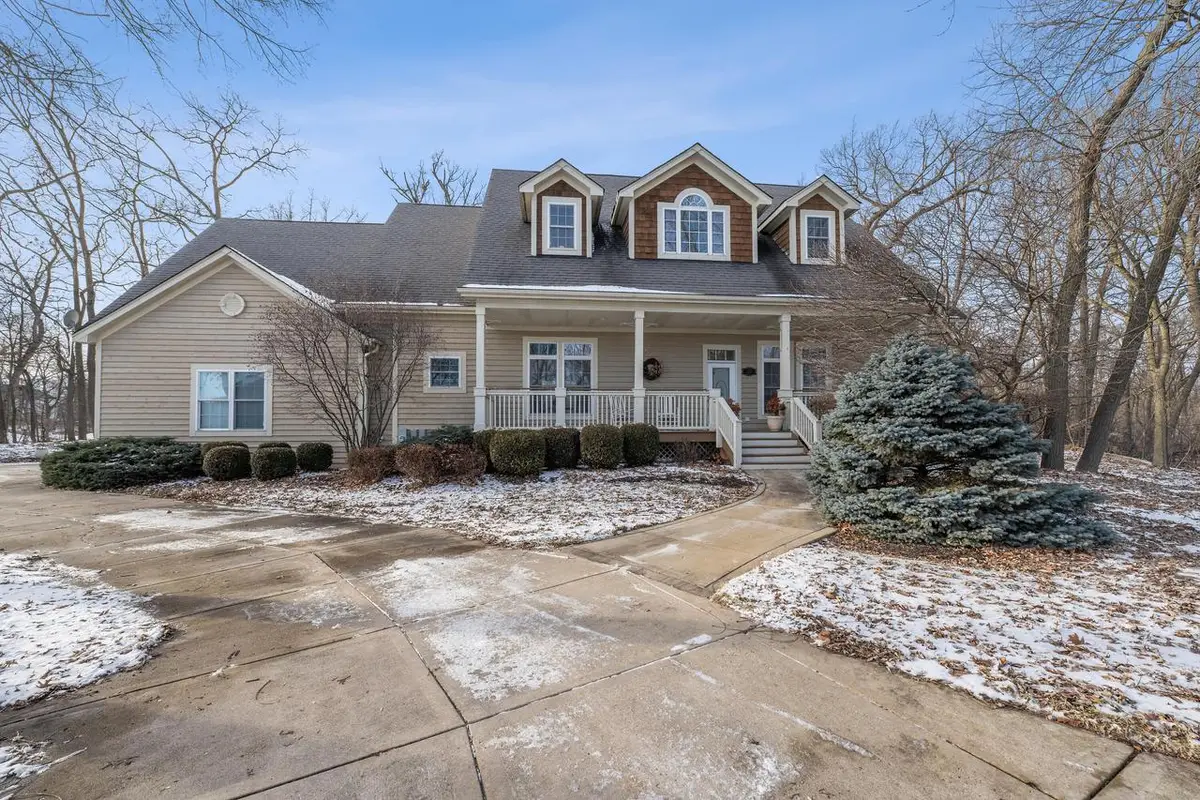 1530 Prestwick PLACE, Lake Geneva, WI 53147 - Image #1