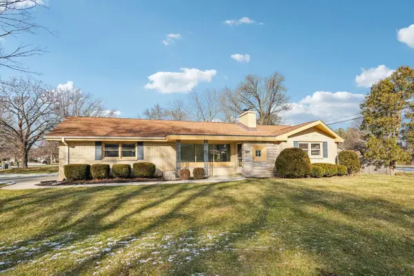 10322 W Concordia AVENUE, Wauwatosa, WI 53222