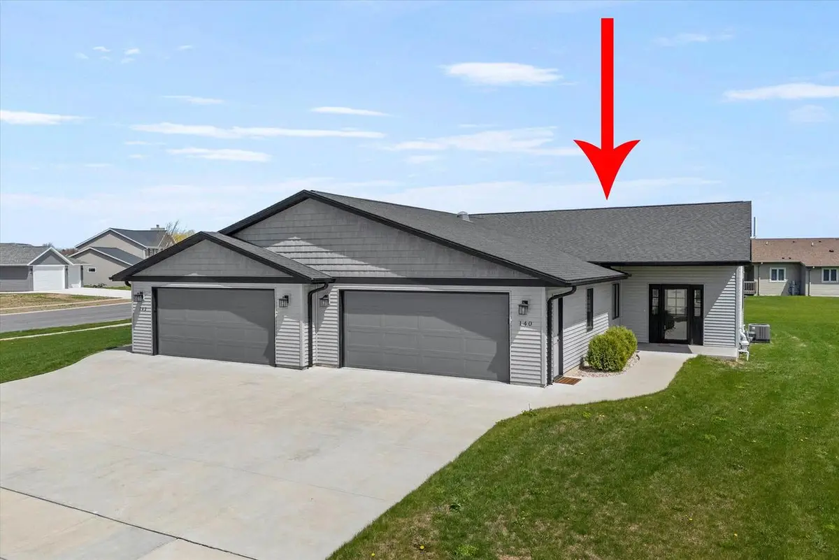 140 Sunrise COURT, Cedar Grove, WI 53013 - Image #1