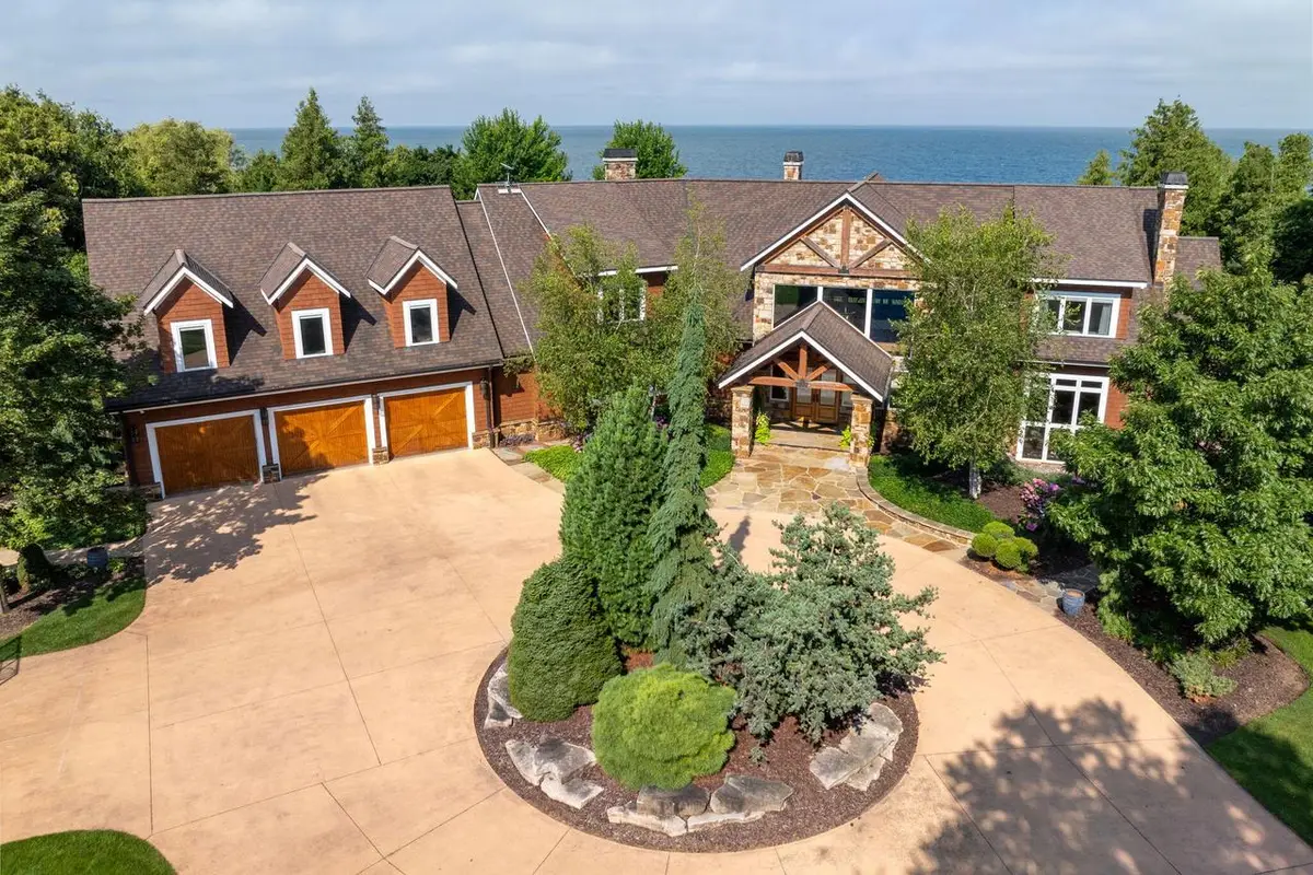 5707 Bay Shore DRIVE, Sturgeon Bay, WI 54235 - Image #1