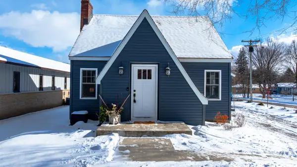 1 Merrill Crest DRIVE, Madison, WI 53705