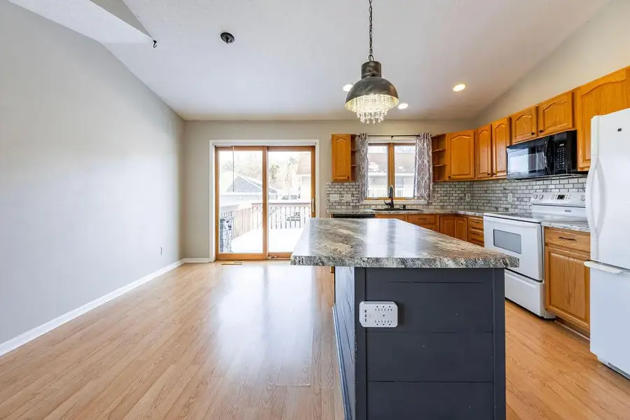 634 Victoria LANE, Onalaska, WI 54650 - Image #3