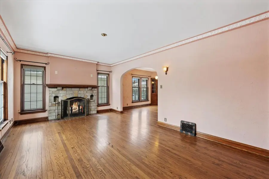 402 N 74th STREET, Milwaukee, WI 53213 - Image #3