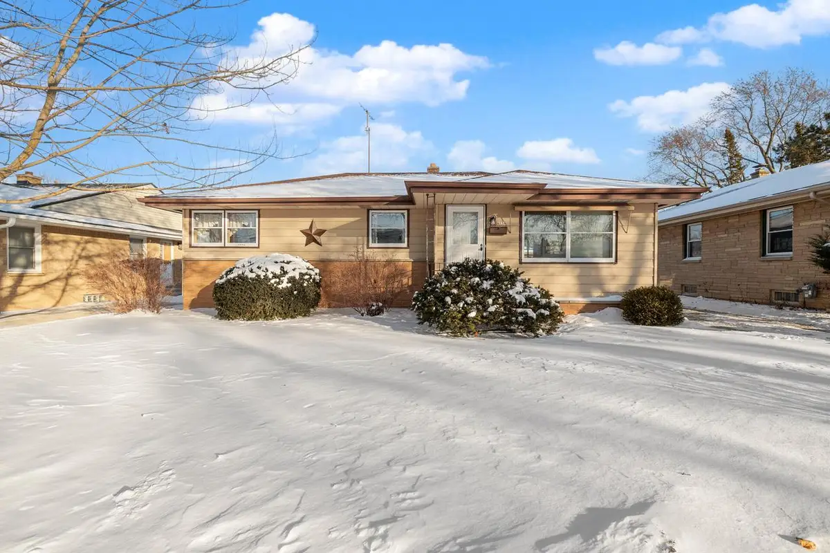 4134 N 80th STREET, Milwaukee, WI 53222 - #1