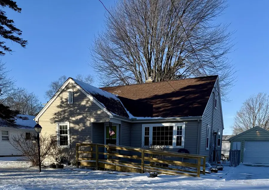 1720 Viebahn STREET, Manitowoc, WI 54220 - Image #2