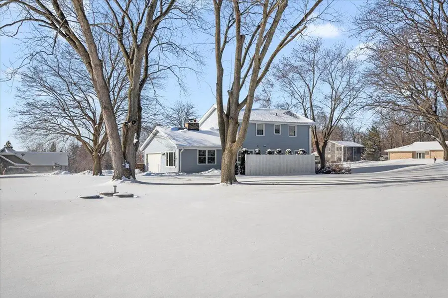 N48W26400 Bayberry COURT, Pewaukee, WI 53072 - Image #2