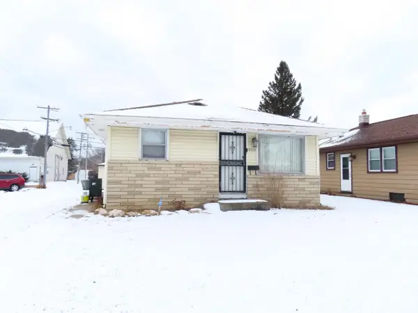 5625 N 92nd STREET, Milwaukee, WI 53225