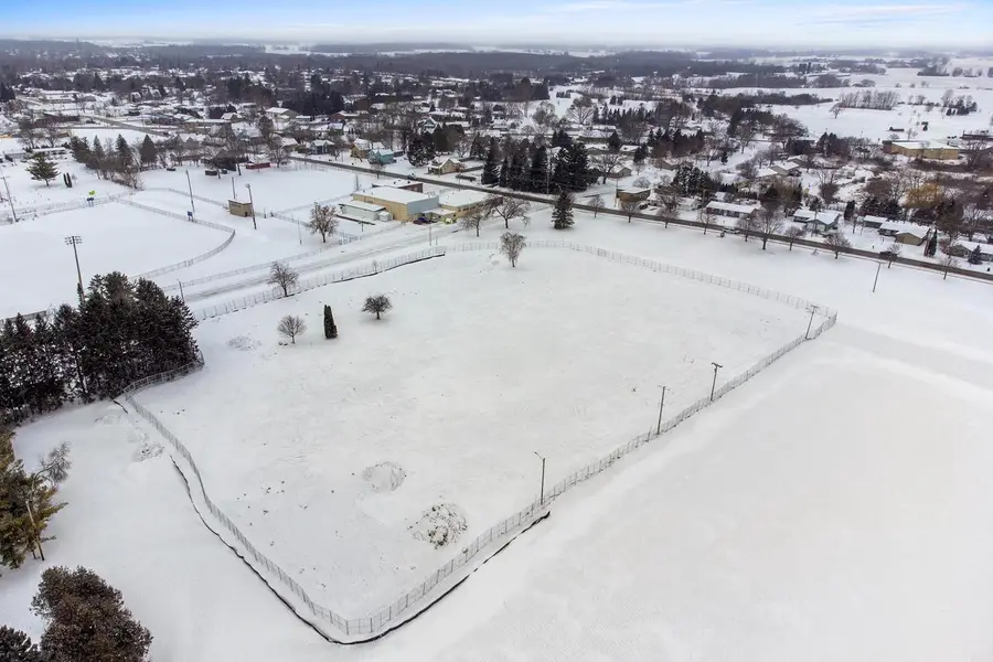 506 KENNEDY AVENUE, Howards Grove, WI 53083 - Image #3