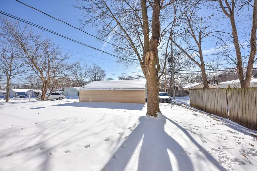 8221 W Villard STREET #8223, Milwaukee, WI 53218 - Image #3