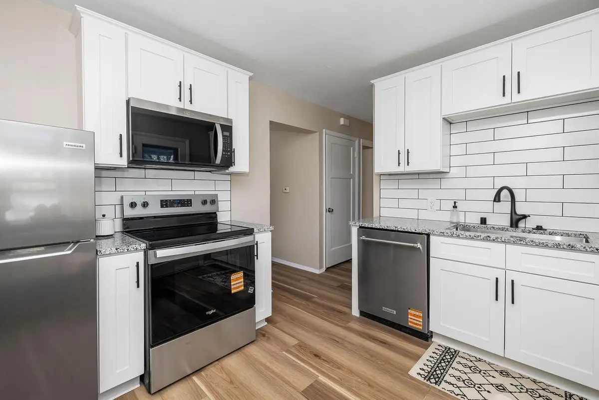 3526 W Glendale AVENUE, Milwaukee, WI 53209 - #1