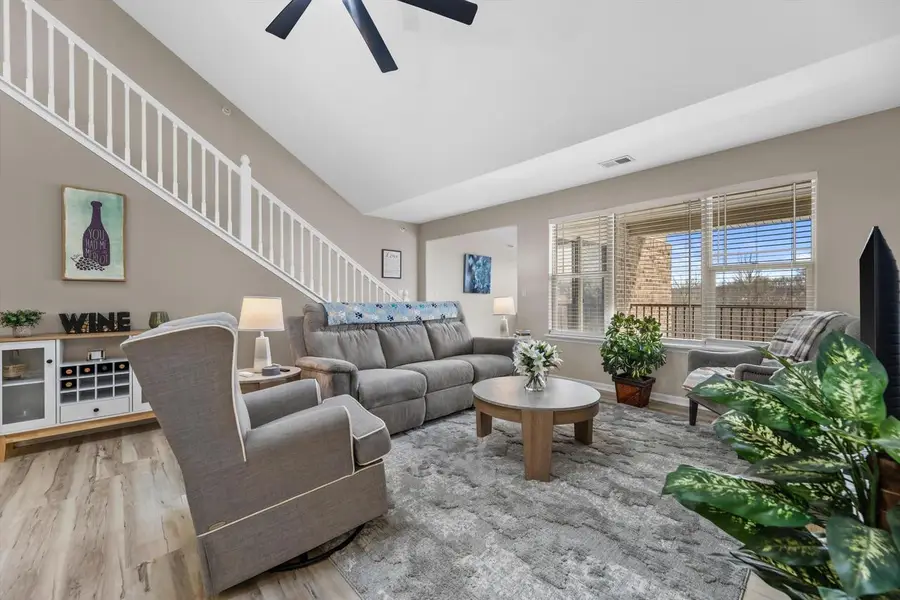 2955 W Drexel AVENUE #409, Franklin, WI 53132 - Image #3