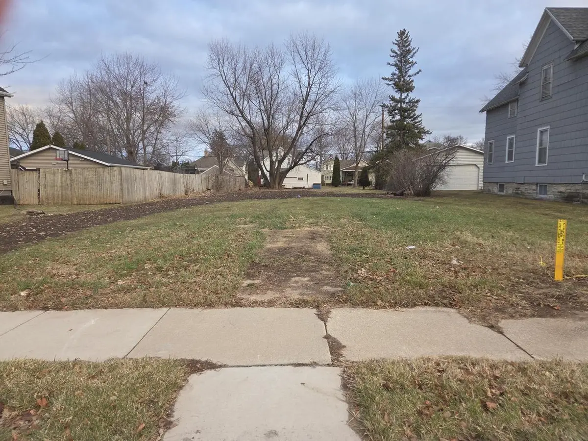 93 S BELL STREET, Fond Du Lac, WI 54935 - Image #1