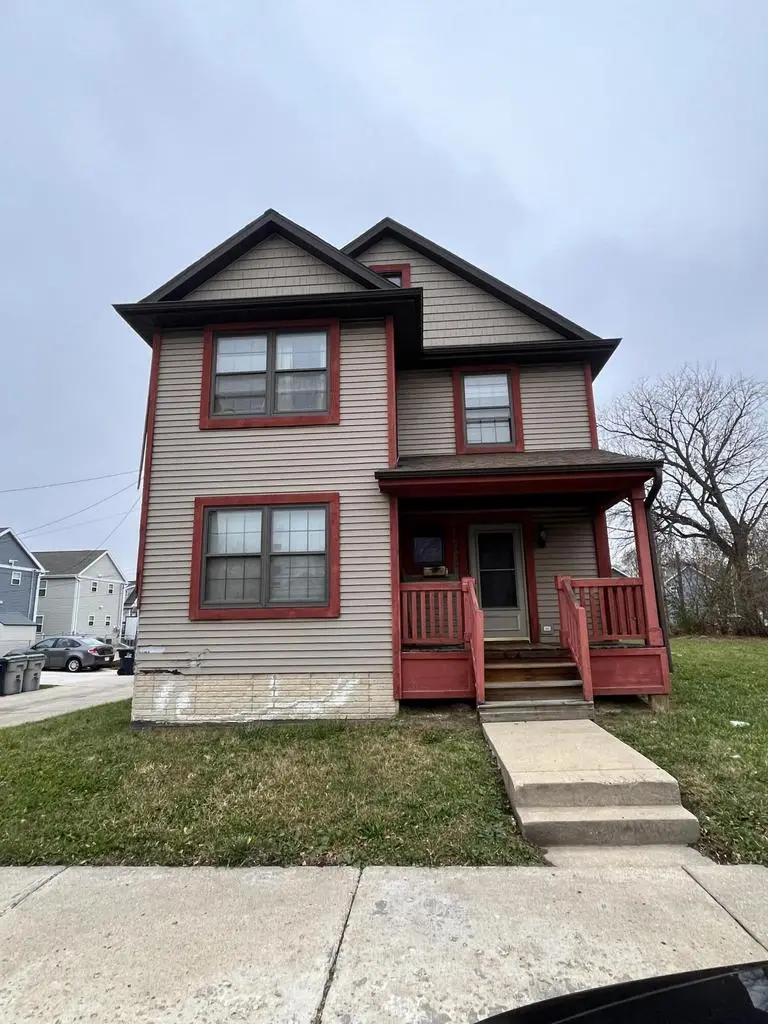 2140 N 27th STREET, Milwaukee, WI 53208 - #1