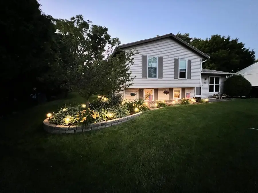 258 W Bridge STREET, Grafton, WI 53024 - Image #3