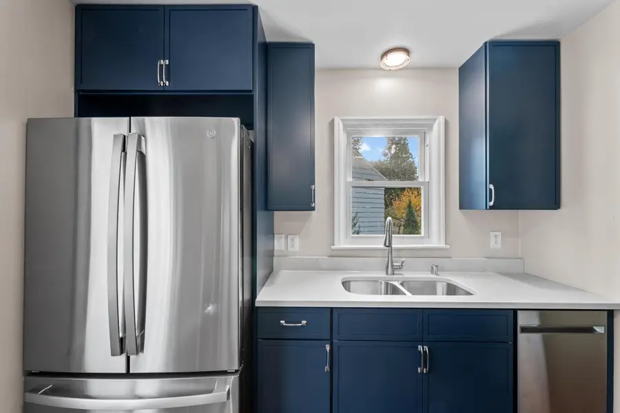 841 N 54th STREET, Milwaukee, WI 53208 - #3