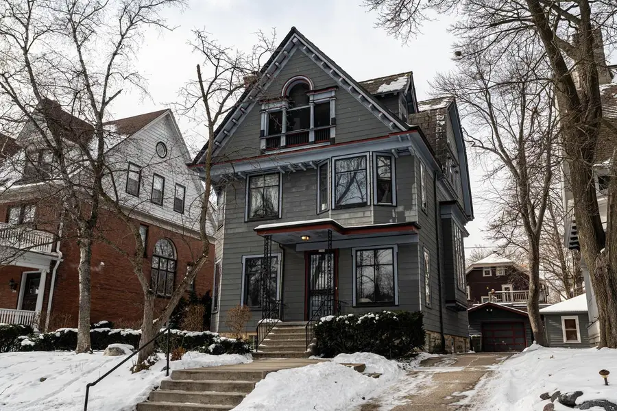 2859 N Marietta AVENUE, Milwaukee, WI 53211 - Image #2