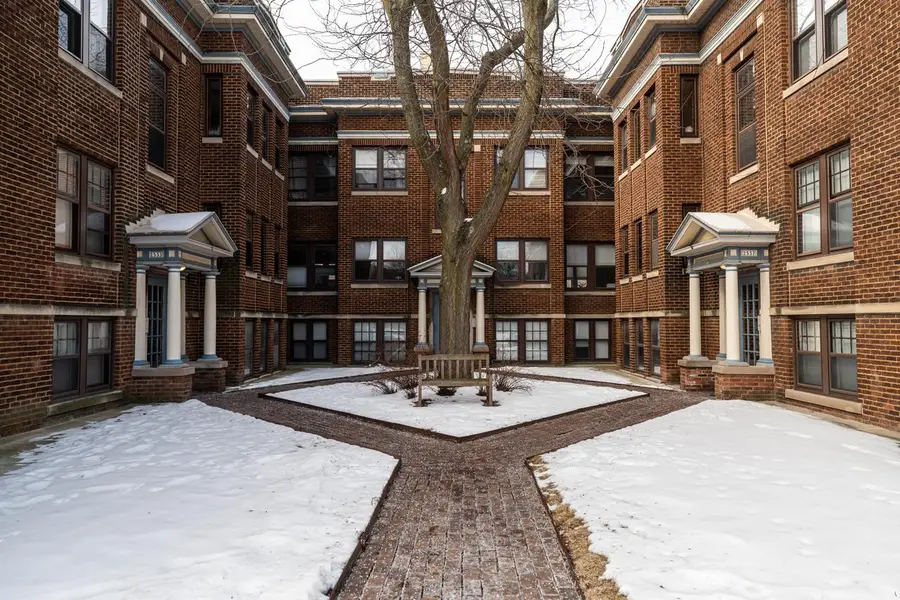 2535 N Downer AVENUE #8, Milwaukee, WI 53211 - Image #2
