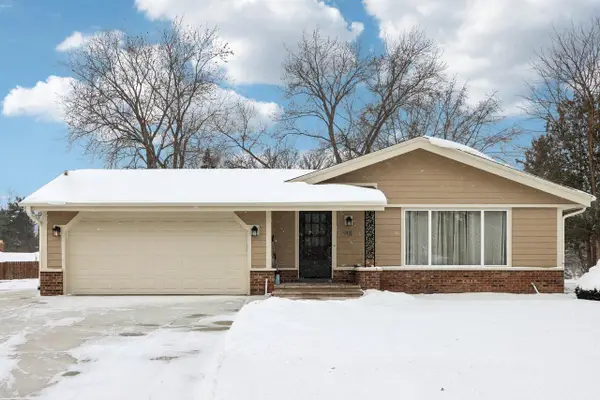 901 Anton ROAD, Hartland, WI 53029