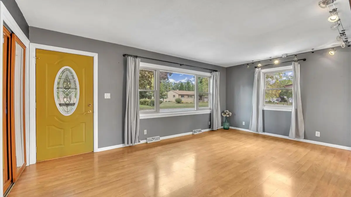 521 Prospect AVENUE, Sheboygan Falls, WI 53085 - Image #1