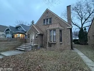 5460 N 37th STREET, Milwaukee, WI 53209 - Image #2